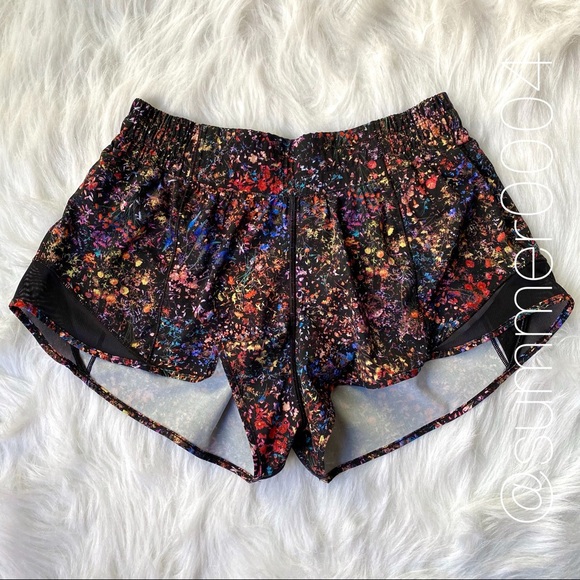 lululemon athletica Pants - Lululemon Hotty Hot Short 2.5 Flowerescent Multi 4